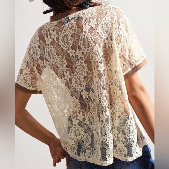 Women's Cream Lace Top - Picture 6 of 11
